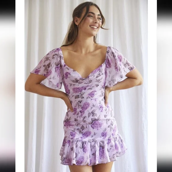 ONE AND ONLY- FLORAL PRINT RUFFLE SLEEVED DRESS SIZE L. NWOT - Picture 3 of 9